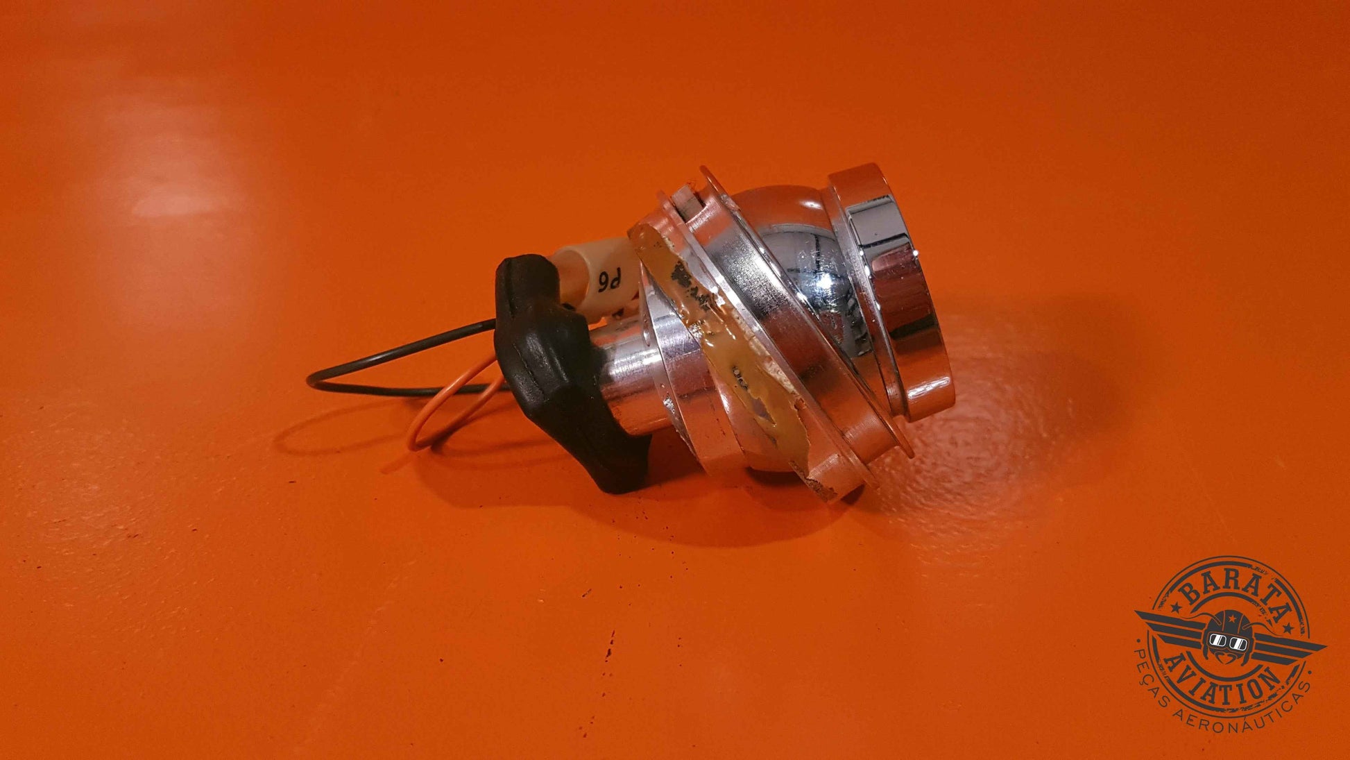 2567-01 Wemac Adjustable Overhead Light Assembly