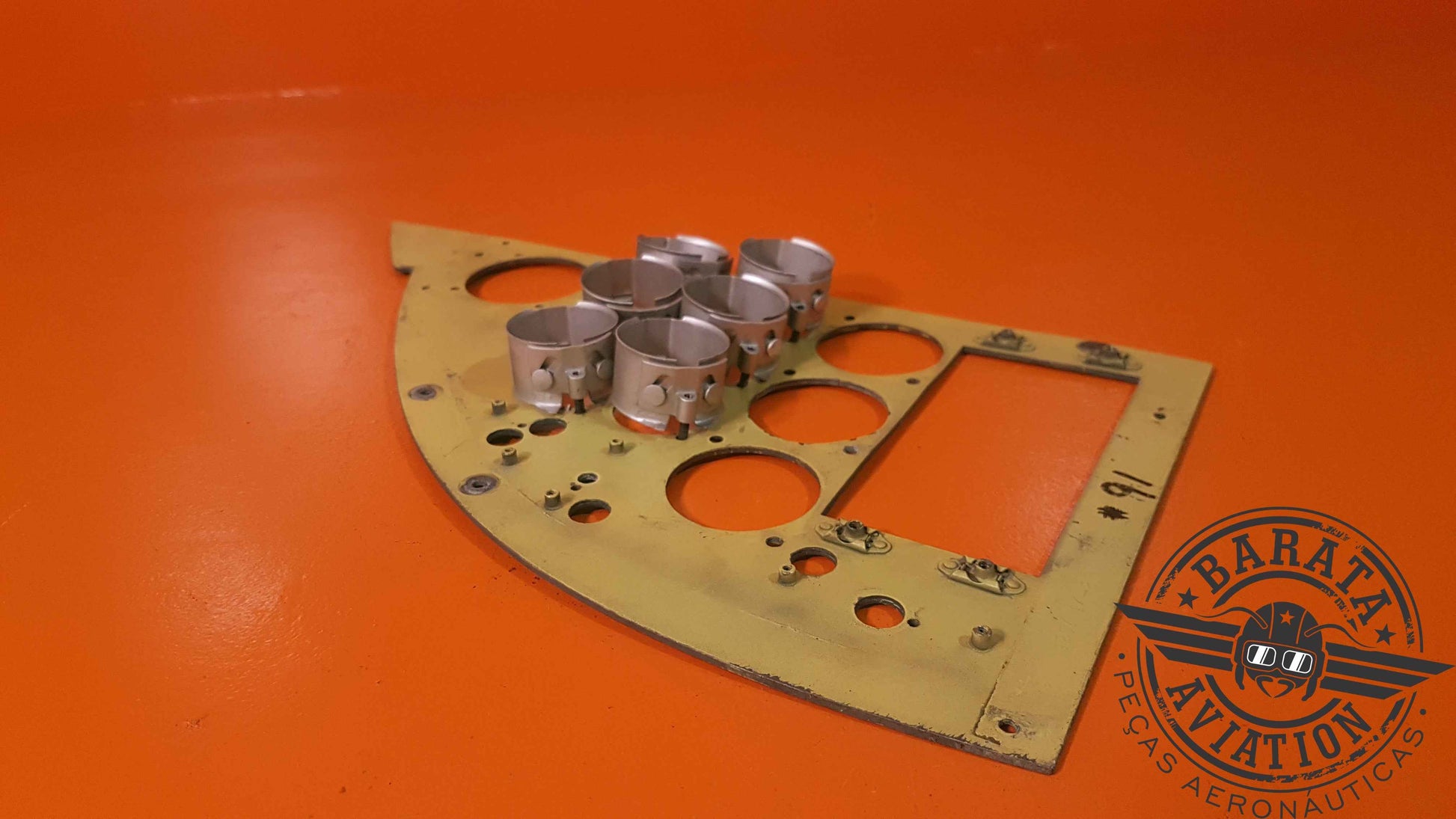 9257017-2 Cessna Instrument Panel