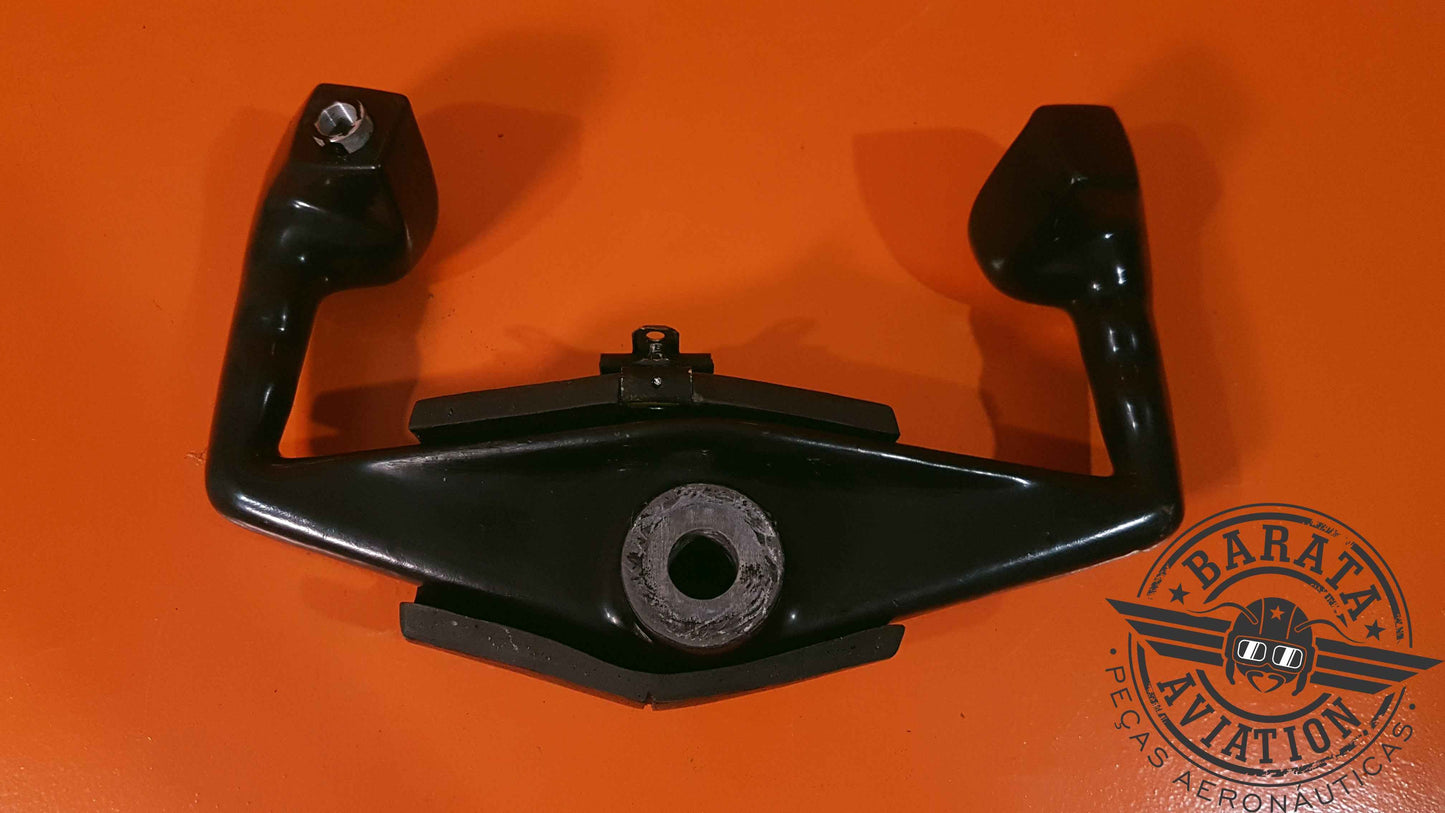 6219090-28  Cessna  Control Wheel Assy