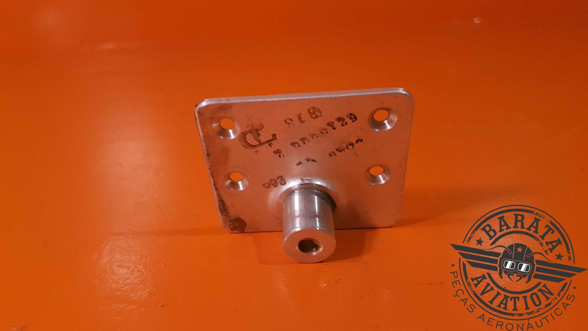 6215006-2  Cessna Citation 650 Pivot Pin