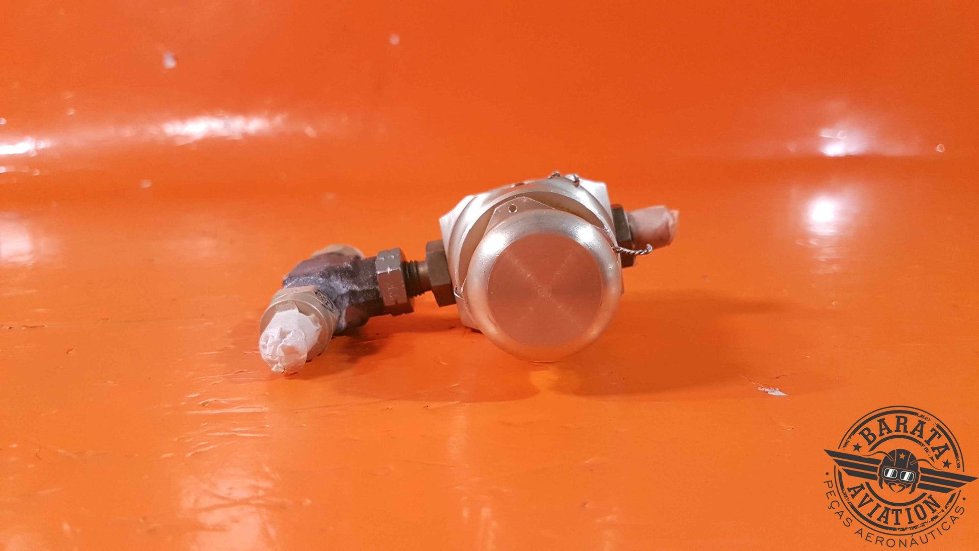 9914077-3   Cessna Hydraulic Filter Housing Assy