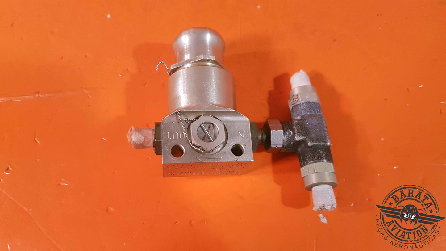 9914077-3   Cessna Hydraulic Filter Housing Assy