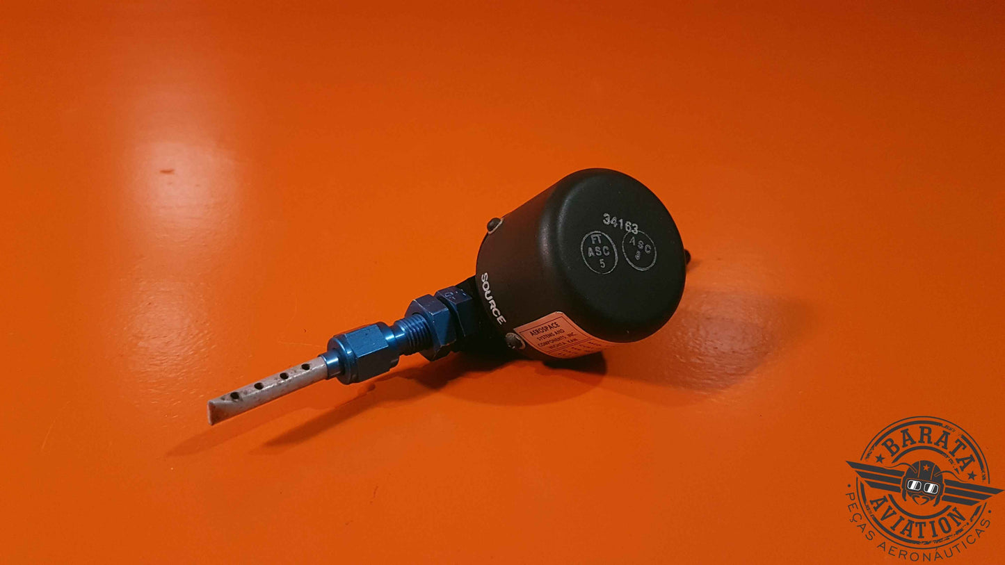 9914183-8  Aerospace Vaccum Regulator