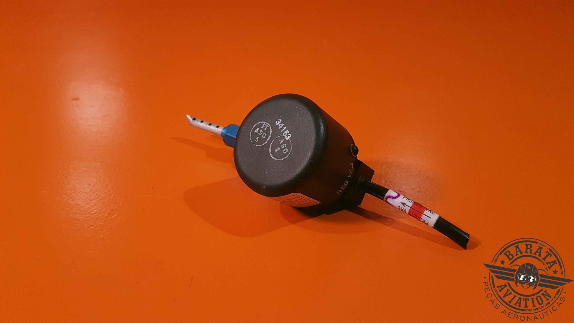 9914183-8  Aerospace Vaccum Regulator