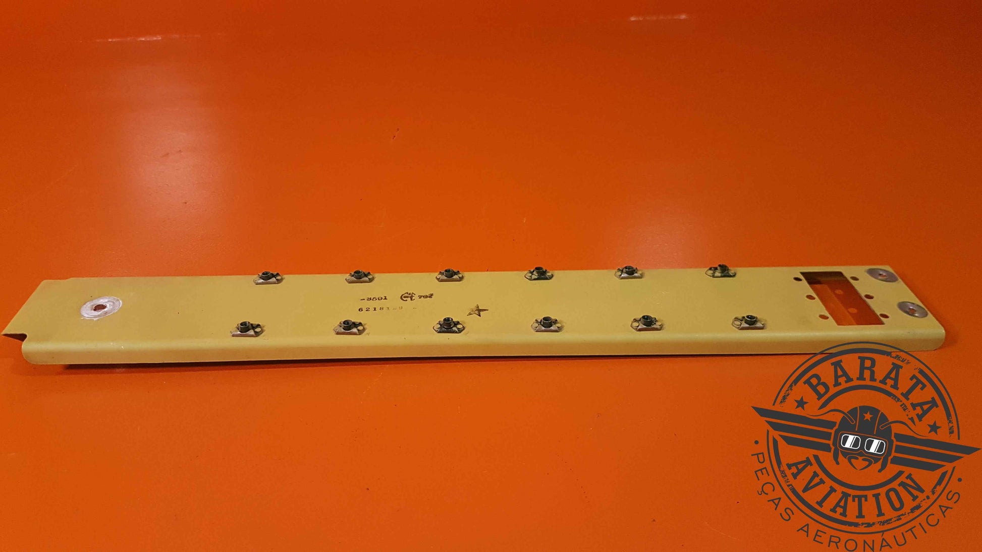 6218129-1 Cessna Citation 650 Tray Assy
