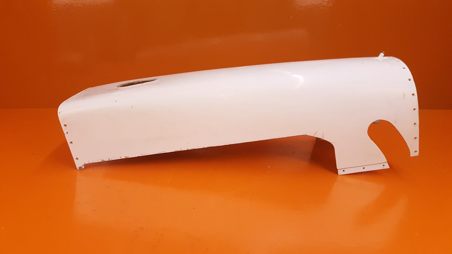 6232237-72 Cessna Citation 650 Center Assy - Upper Bullet