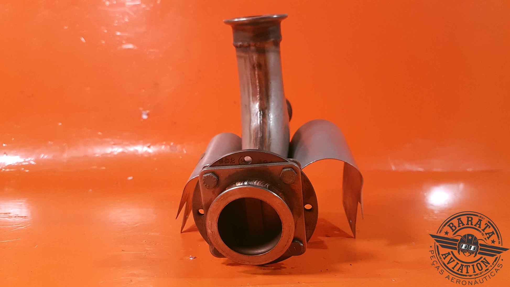 6214403-29 Cessna   R/H Fuselage De-ice Tee