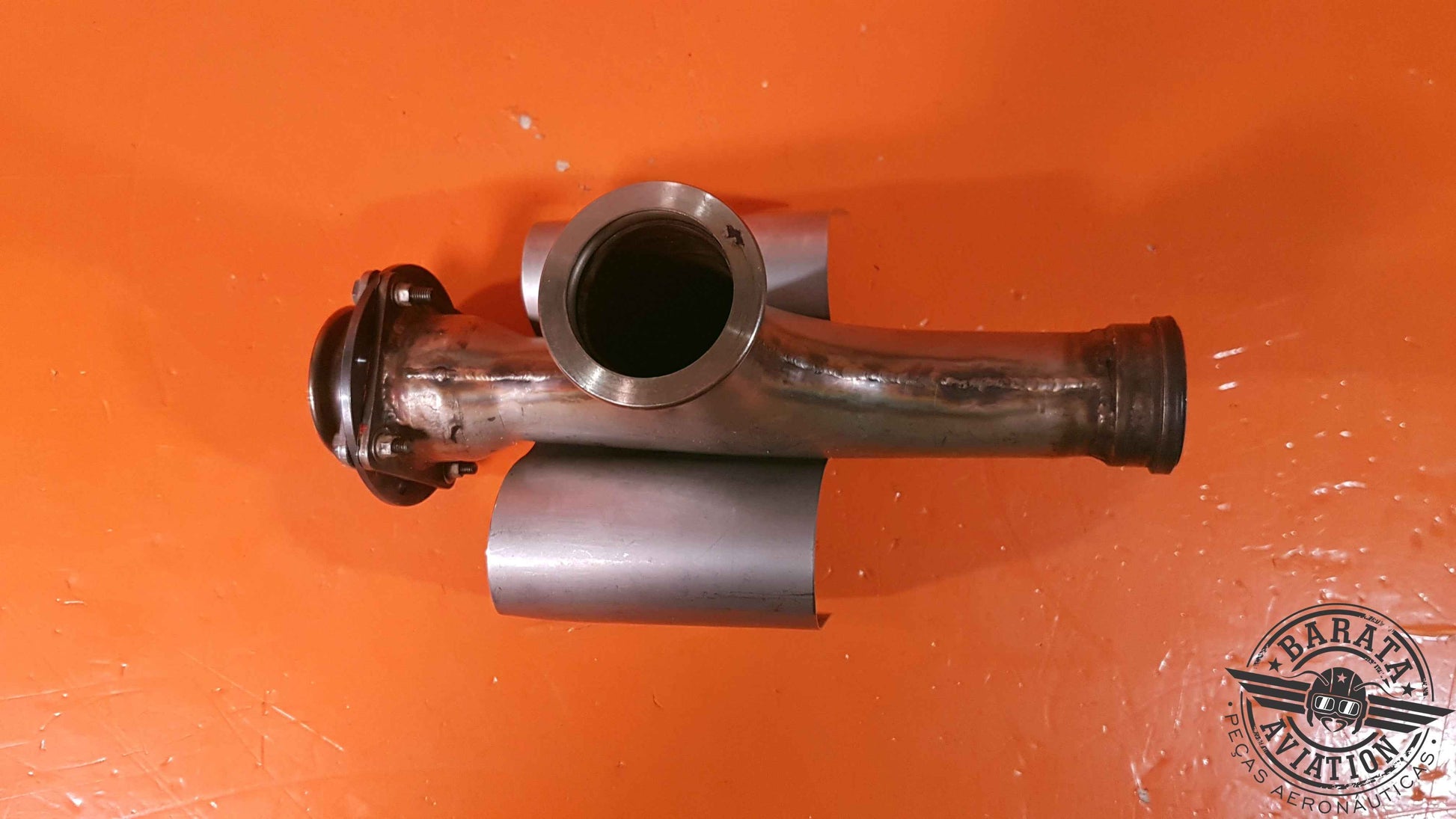 6214403-29 Cessna   R/H Fuselage De-ice Tee