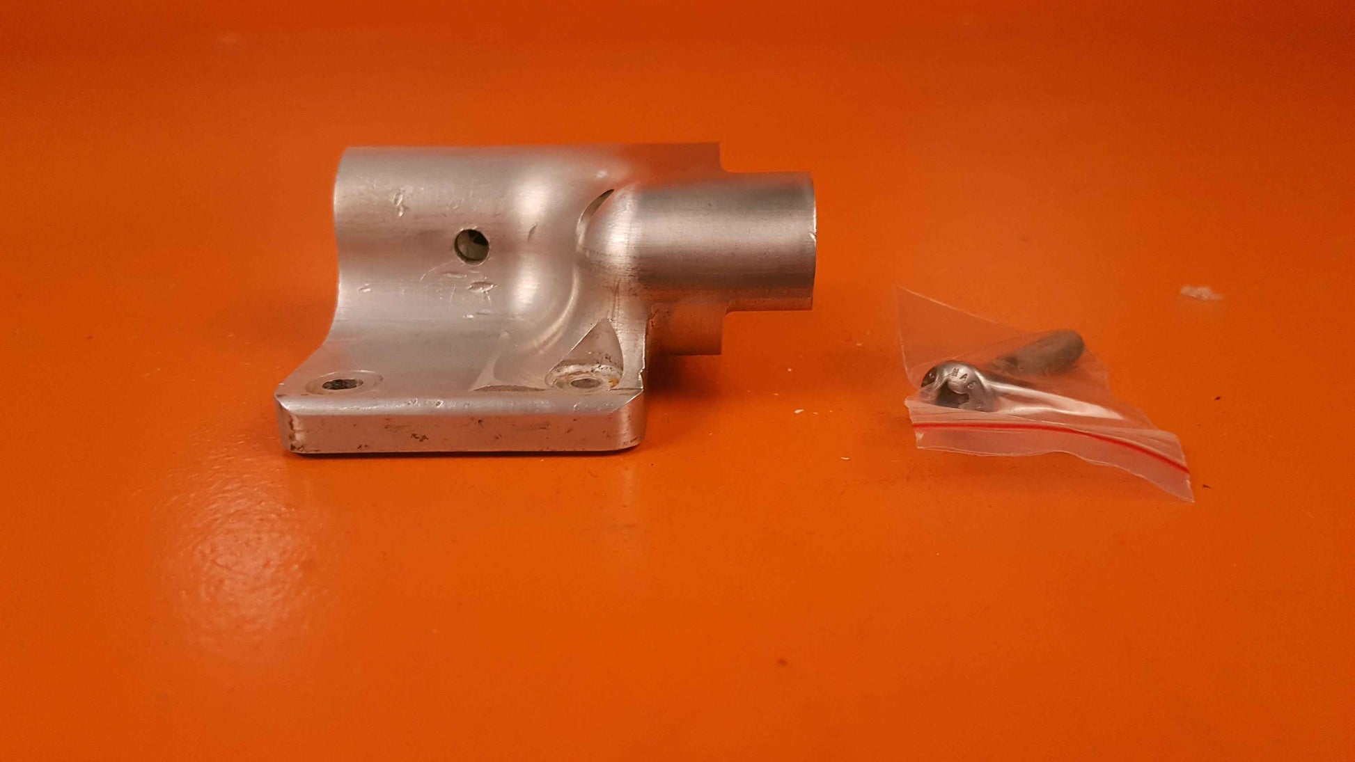 6211282-48 Cessna 650 Citation III Bracket