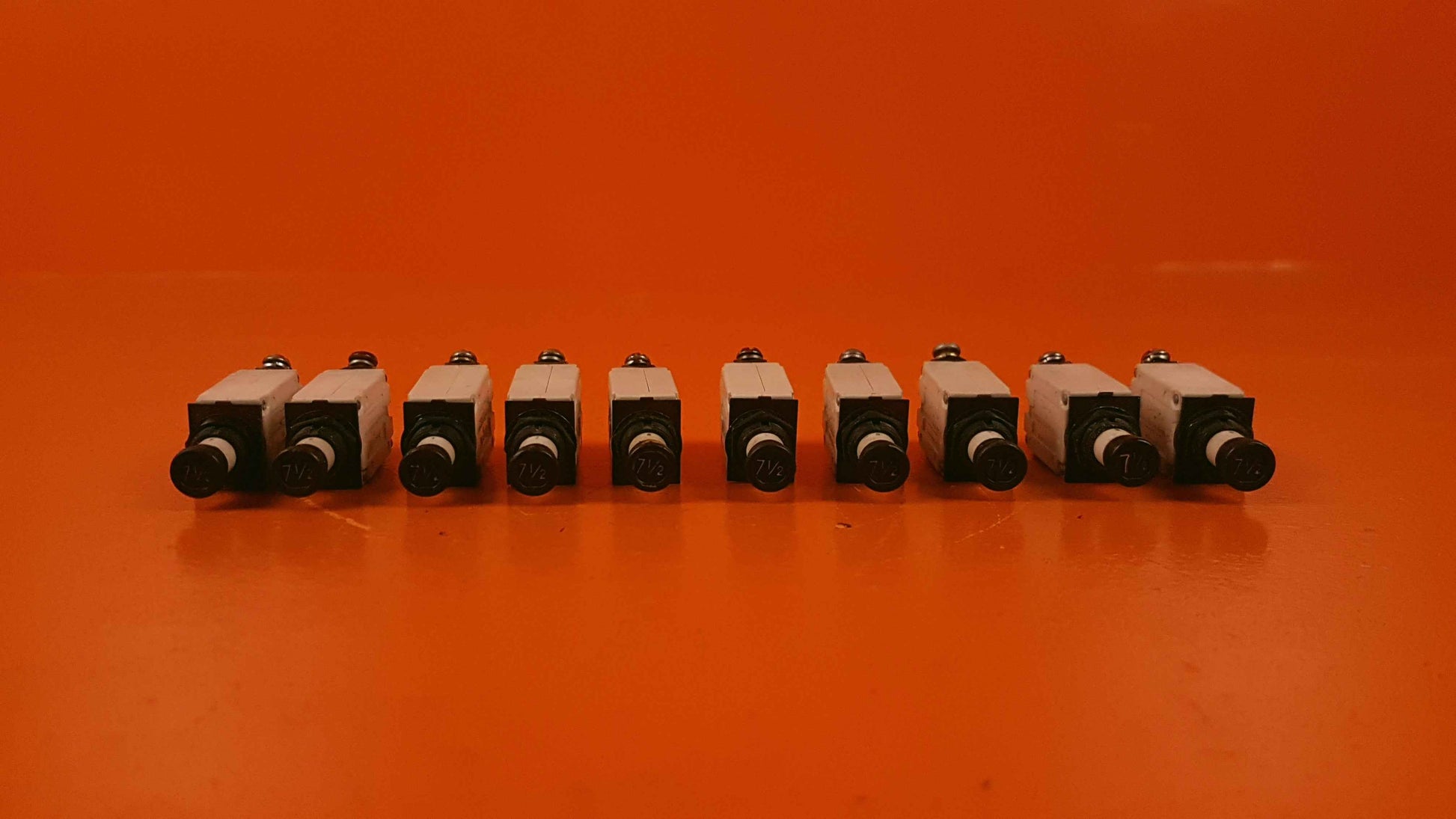 7277-2-7 1/2 Klixon Kit of 10 Circut Breakers