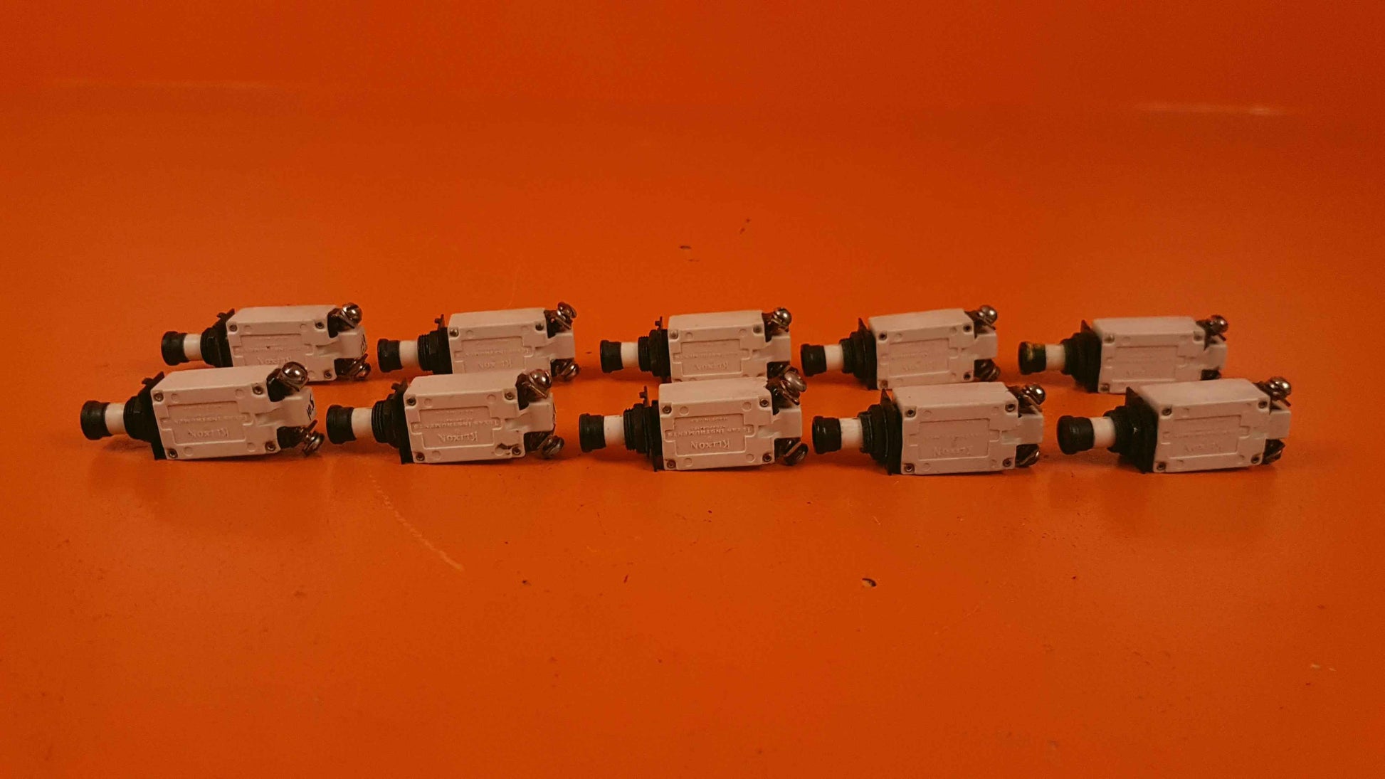 7277-2-7 1/2 Klixon Kit of 10 Circut Breakers
