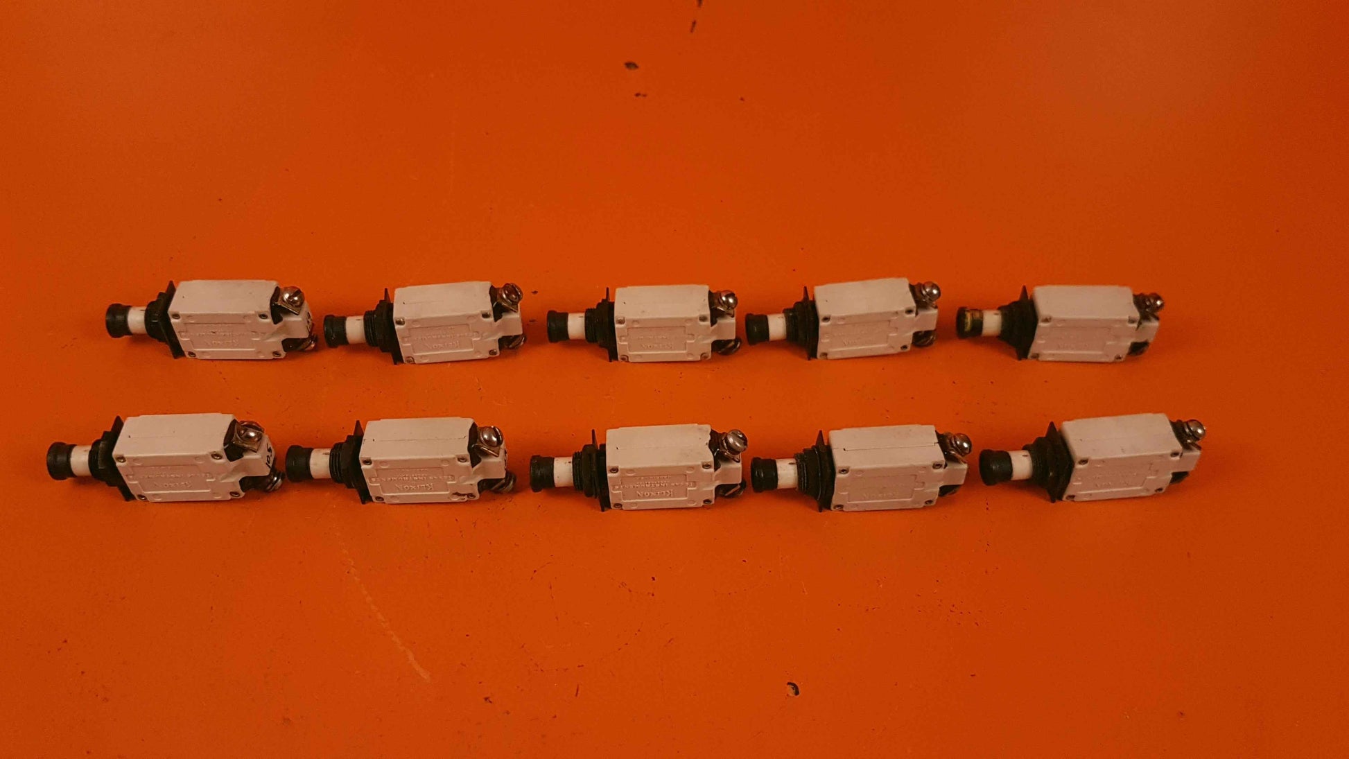 7277-2-7 1/2 Klixon Kit of 10 Circut Breakers
