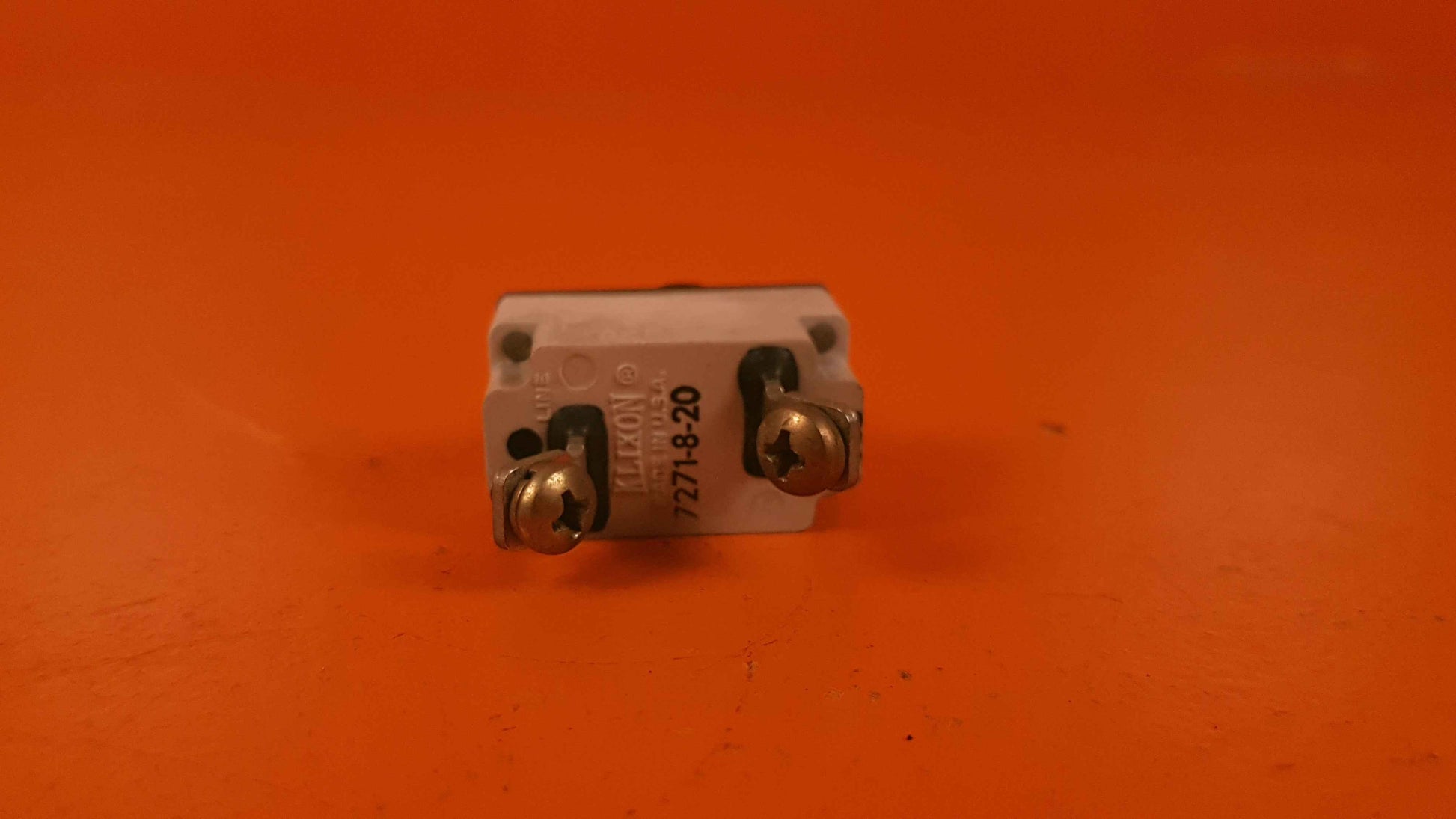 7271-8-20 Klixon Circuit Breaker