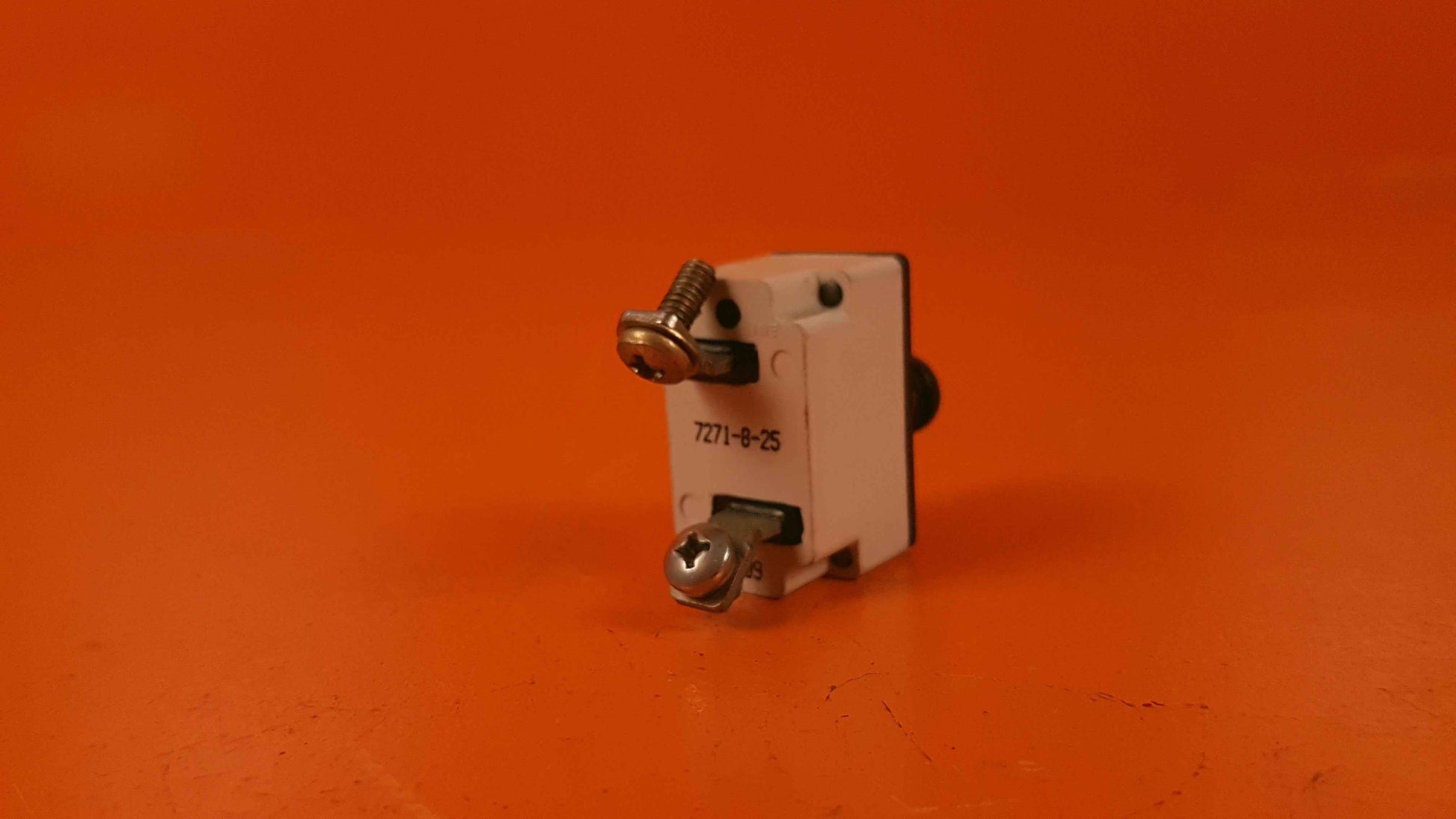 7271-8-20 Klixon Circuit Breaker