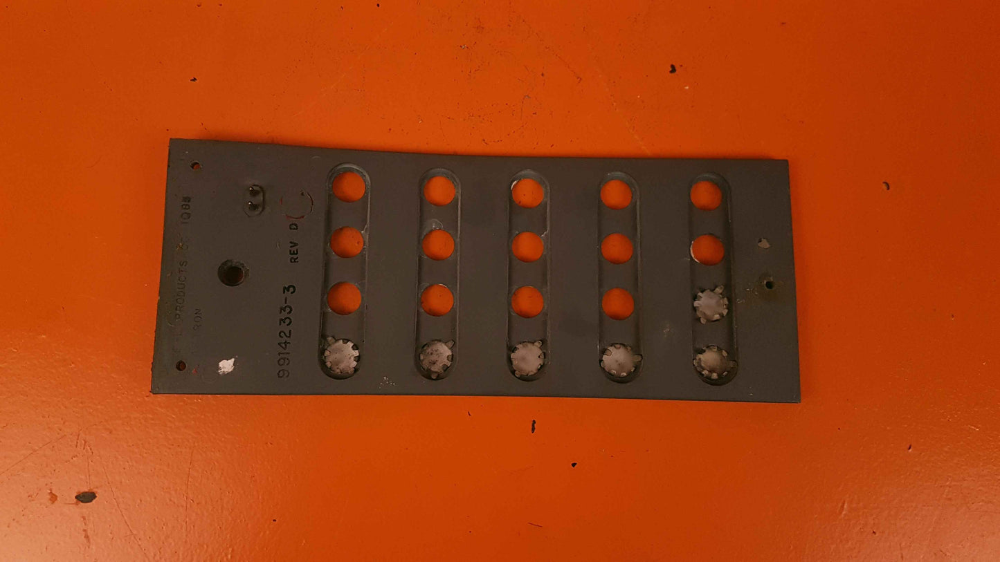 9914233-3 Cessna L/H Panel-Lighted