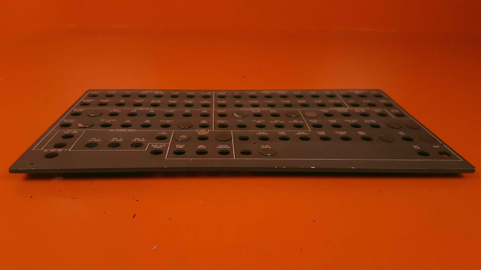 9914229-7 Cessna L/H Panel Lighted