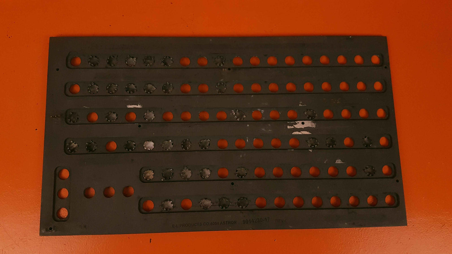 9914230-17 Cessna R/H Panel Lighted