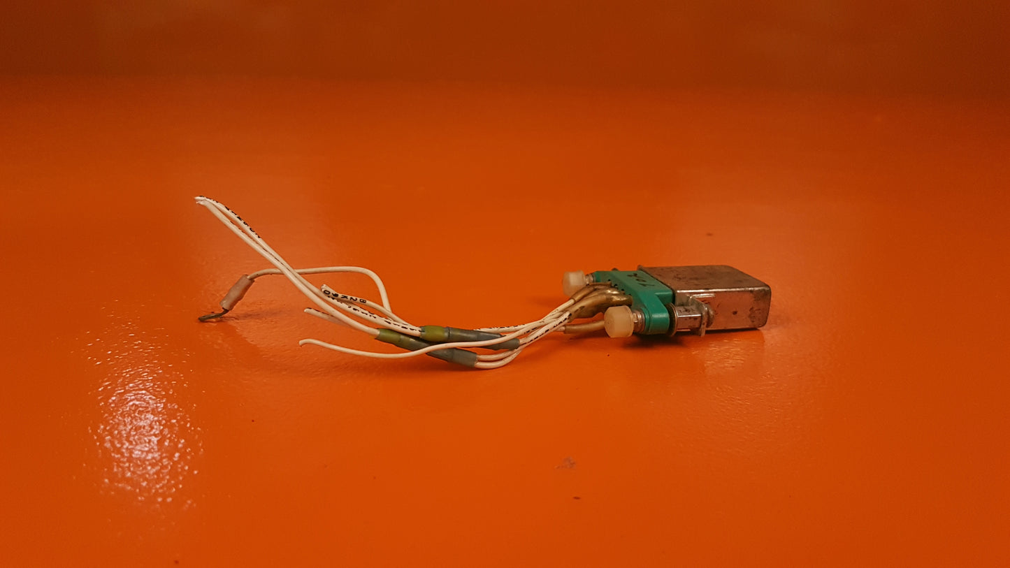 B07D121ZZ1-0336 Airpax Relay