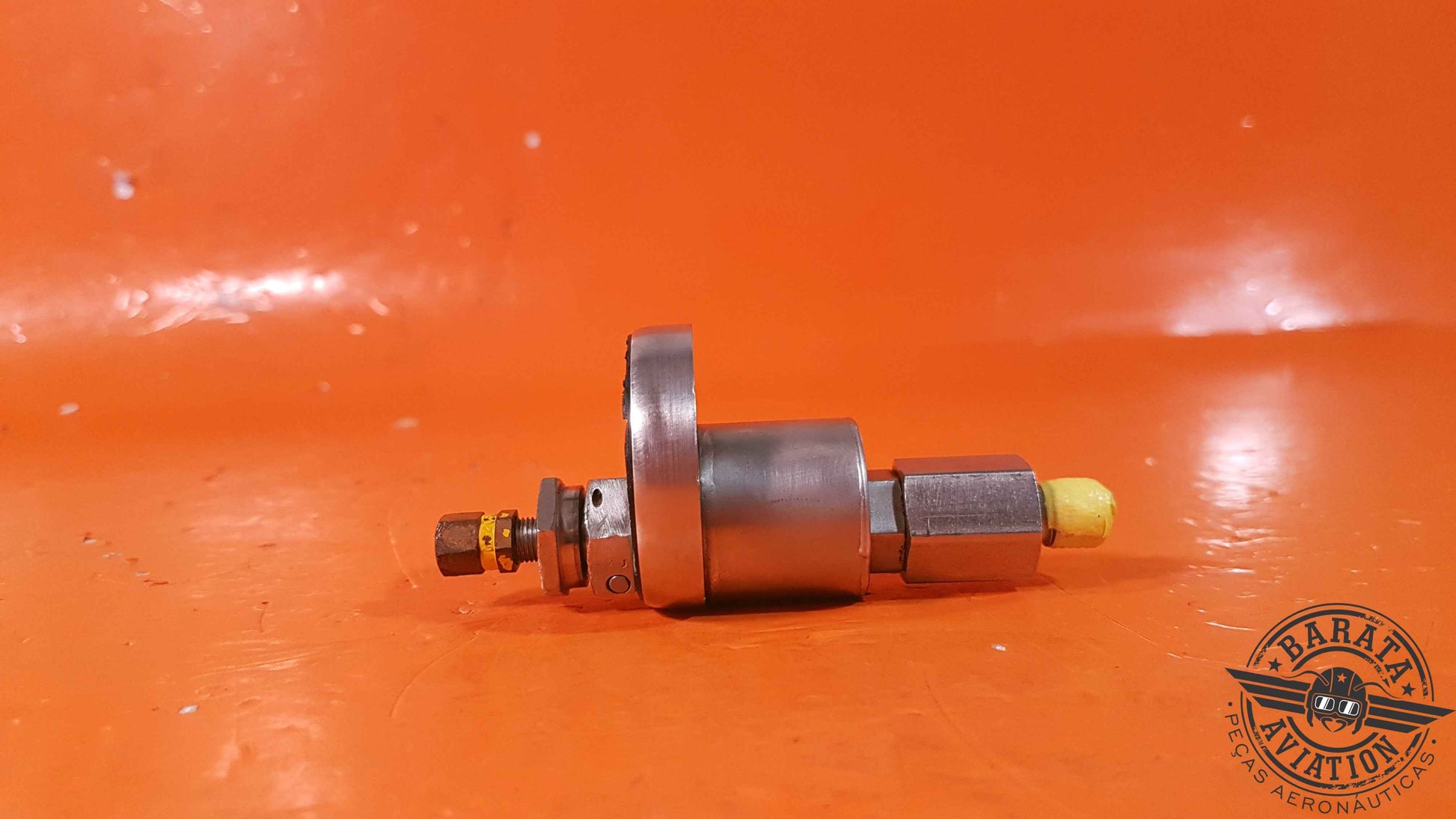 MS28889-2 Hydro Fitting Valve - Filler