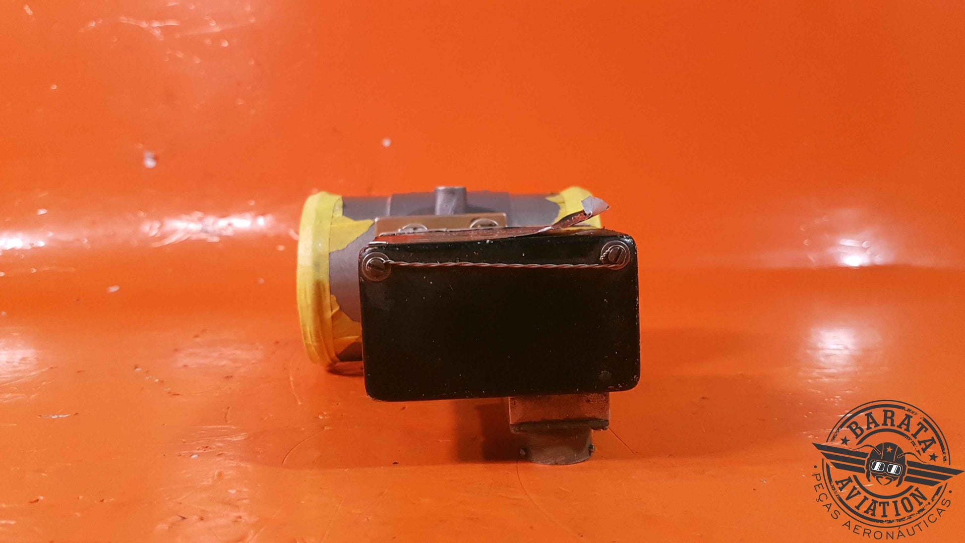 9912085-1  Cessna Temp. Valve Control Assy