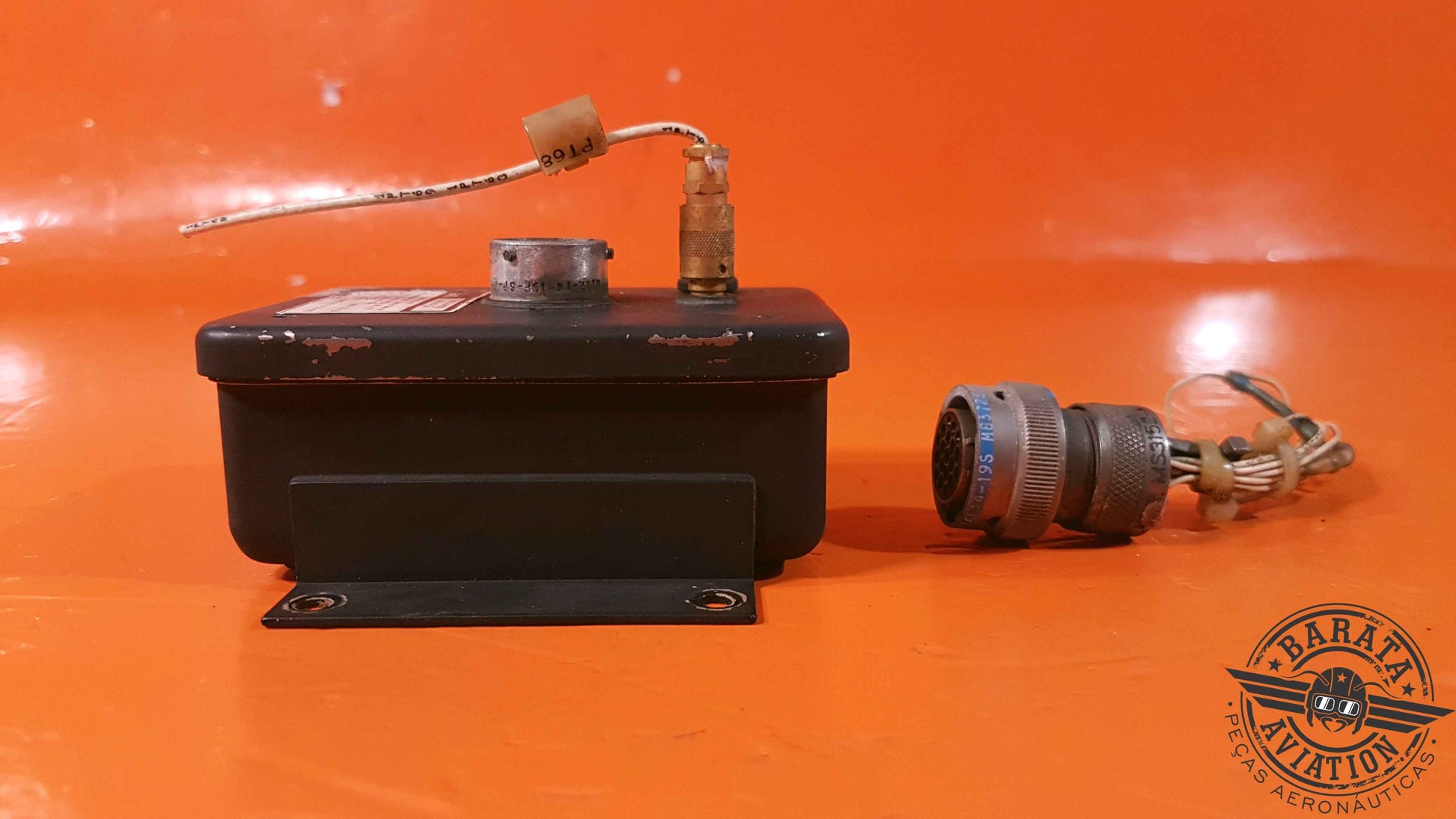 360-983-004 Gull Airborne Fuel Qty Signal Conditioner