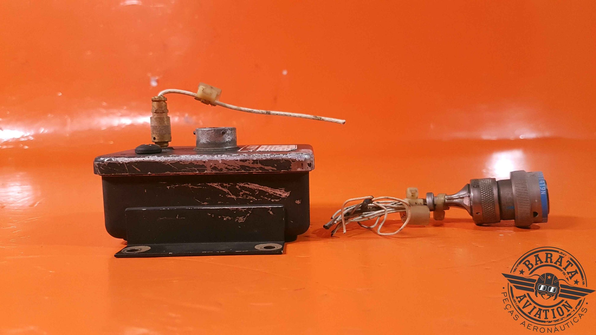 360-983-004 Gull Airborne Fuel Qty Signal Conditioner