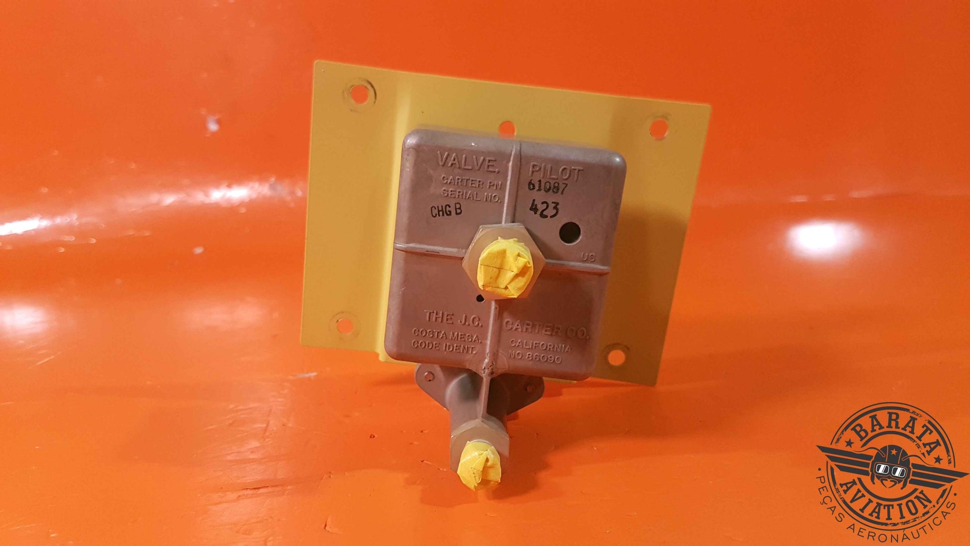 61087   J.C Carter Pilot Fuel Tank Valve