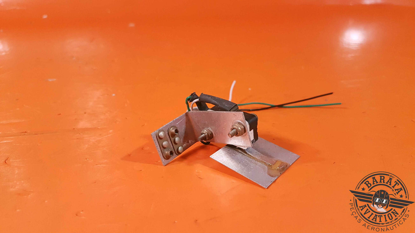 76227-4   Lee Air Switch  Airflow