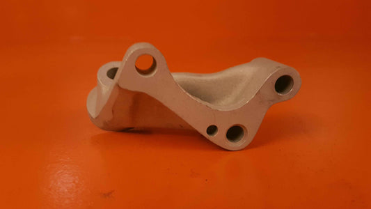 633761 Continental R/H Engine Mounting Bracket