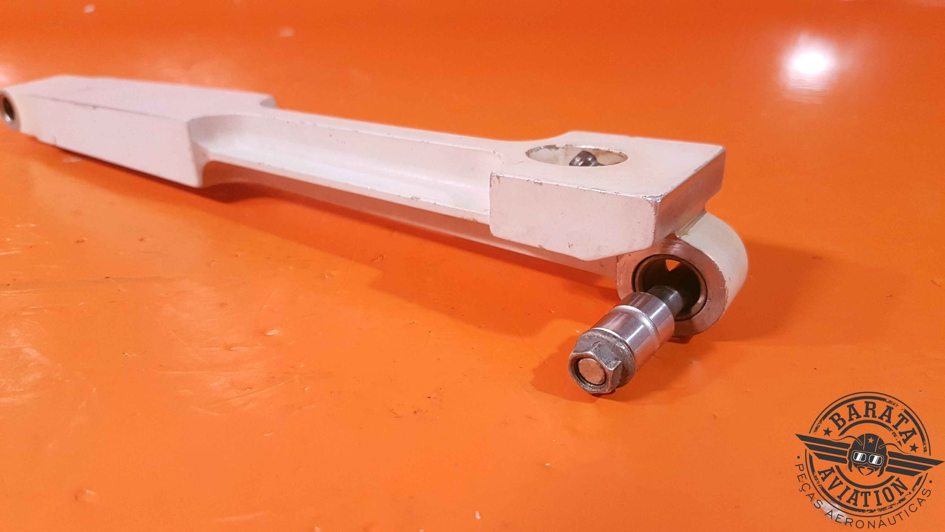 002-820017-1   Beech Nose Gear Retract Drag Leg