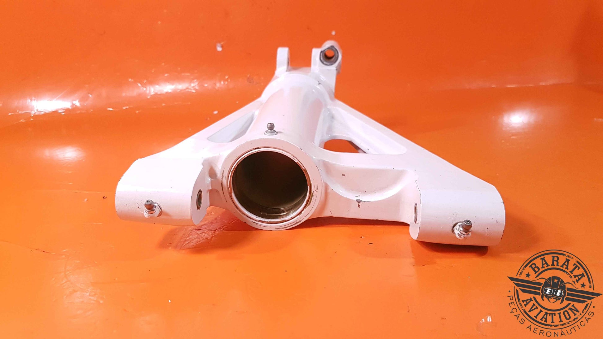 96-820029-3   Beech Nose Landing Gear Brace Trunnion Assy