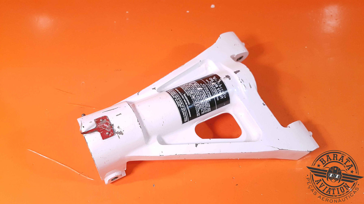 96-820029-3   Beech Nose Landing Gear Brace Trunnion Assy