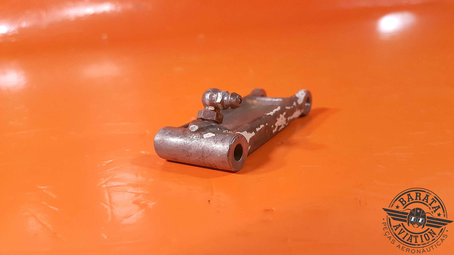 35-825035  Beech Nose Gear Steering Ilder Cross Link