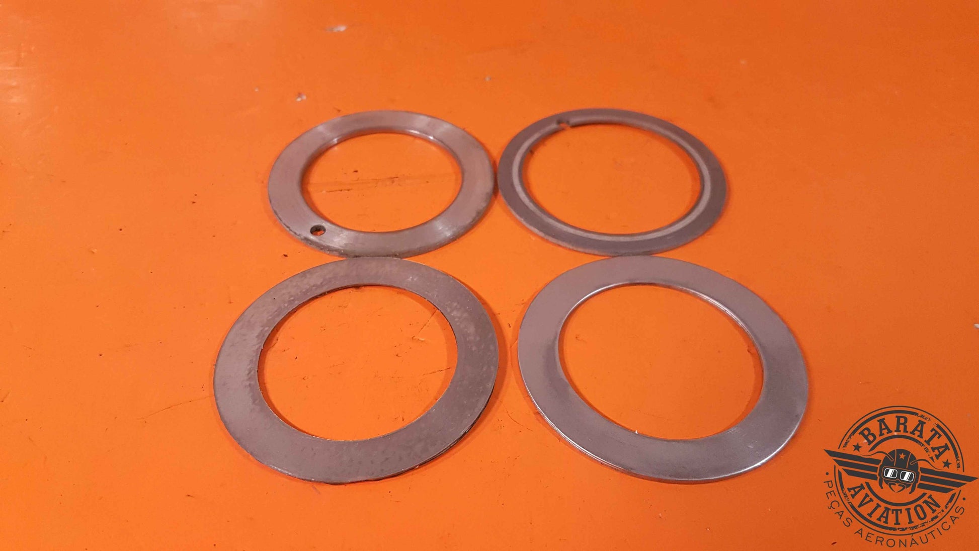 96-820018   Nose Gear Strut Housing Retainer Upper