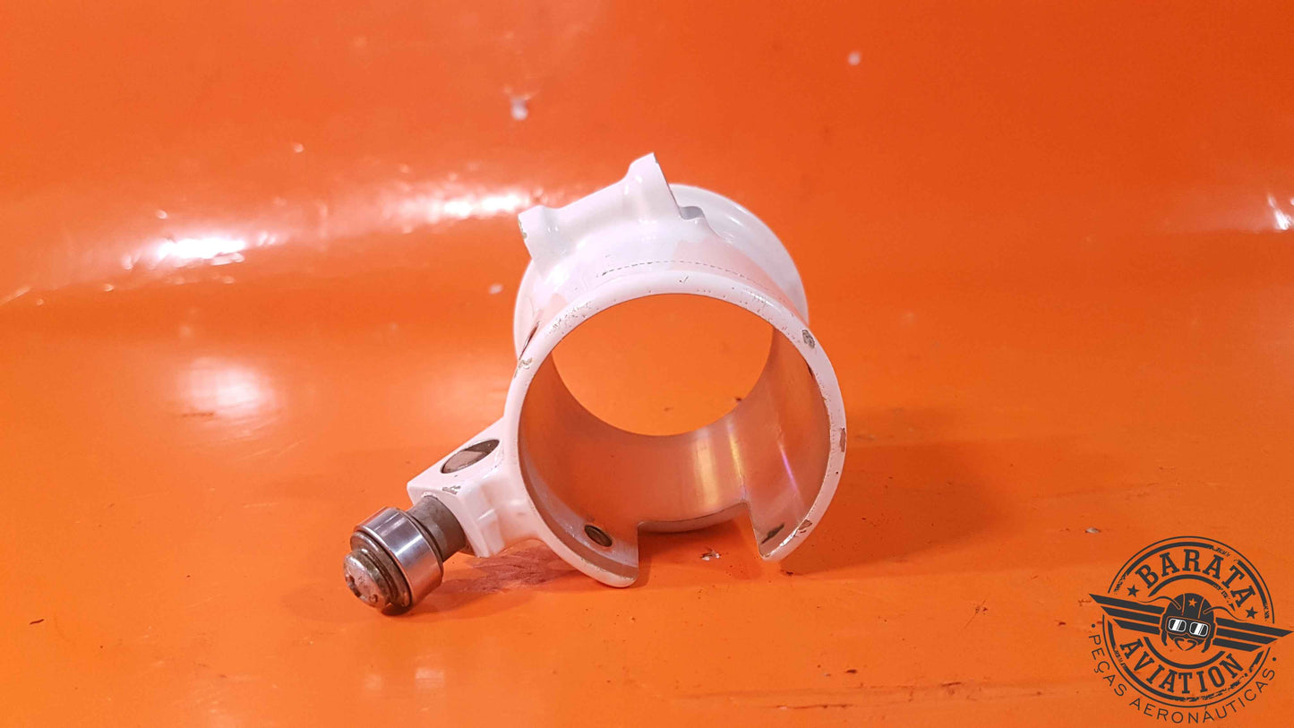 96-820018   Nose Gear Strut Housing Retainer Upper