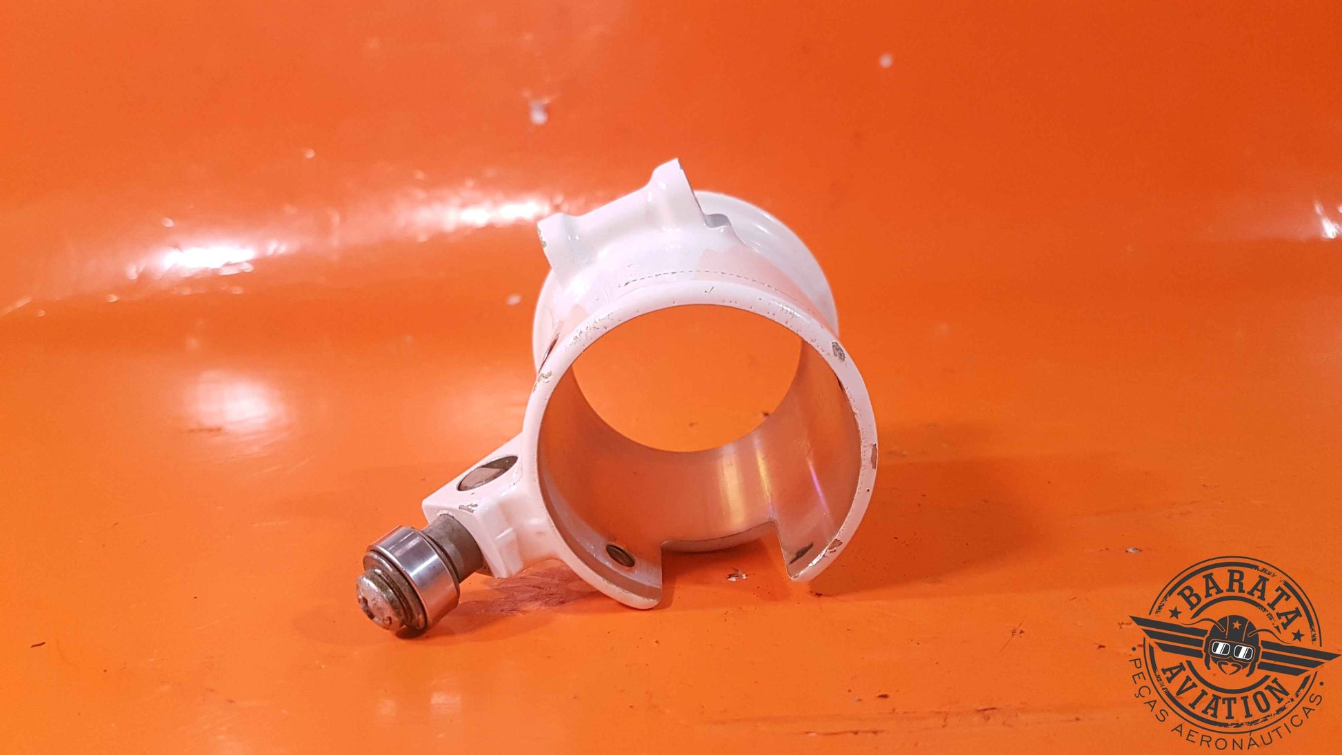 96-820018   Nose Gear Strut Housing Retainer Upper