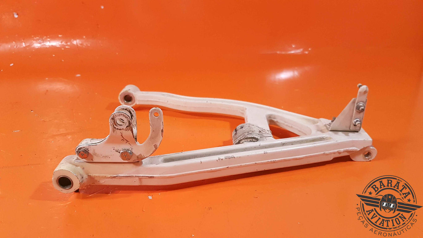 95-824019  Beech Nose Gear Brace Assy