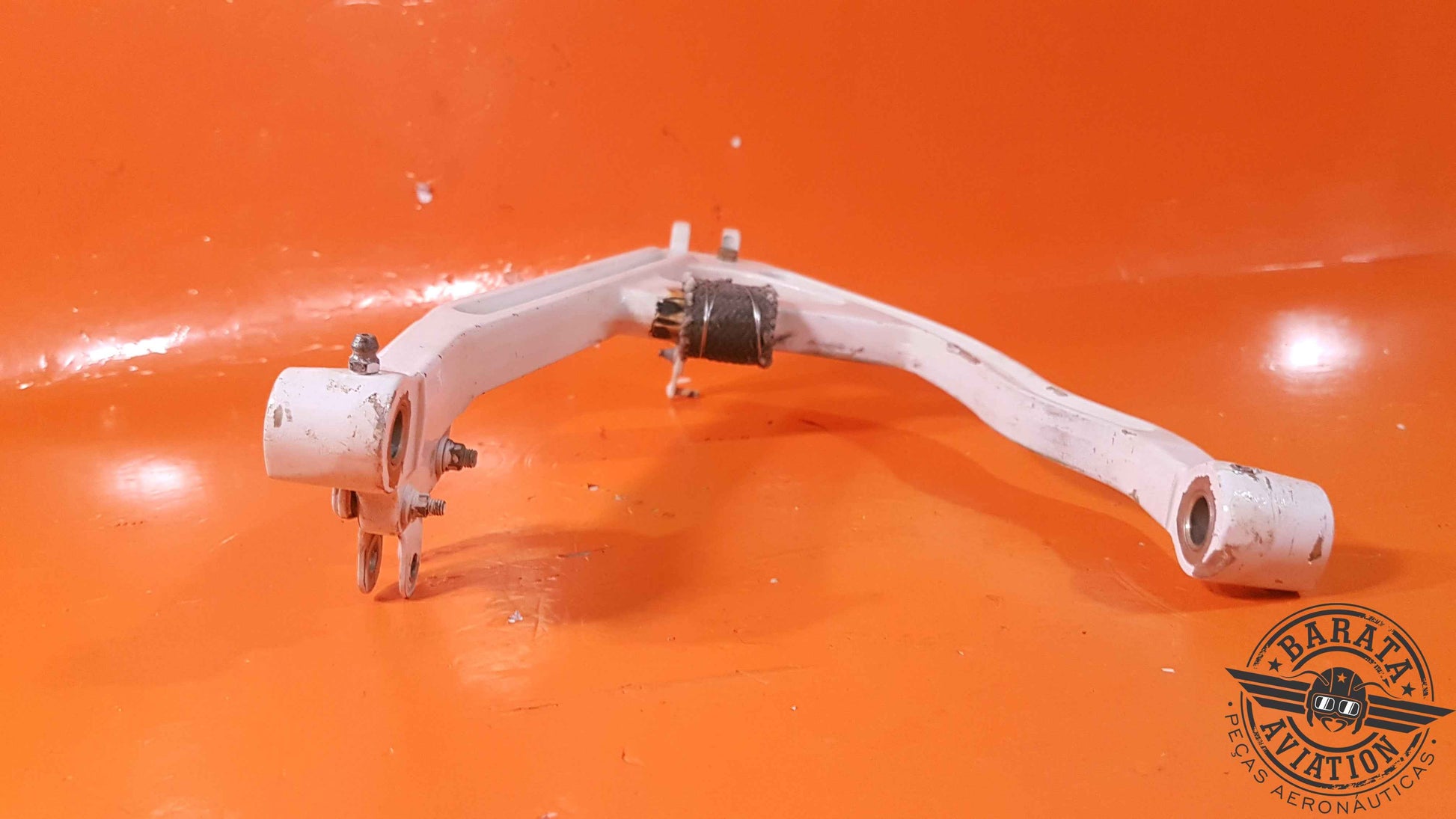 95-824019 Beech Nose Gear Drag Brace Assembly