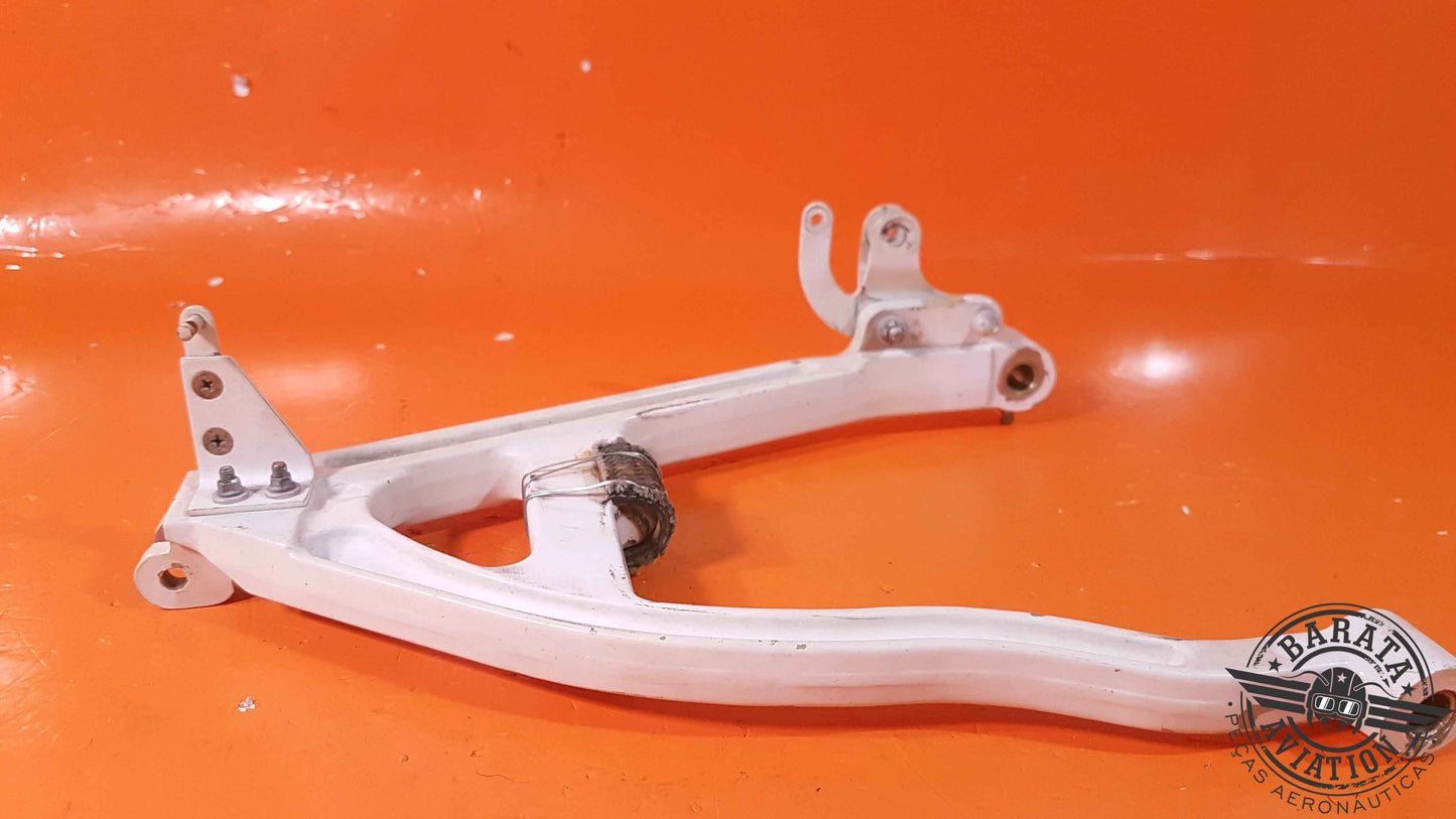 95-824019 Beech Nose Gear Drag Brace Assembly