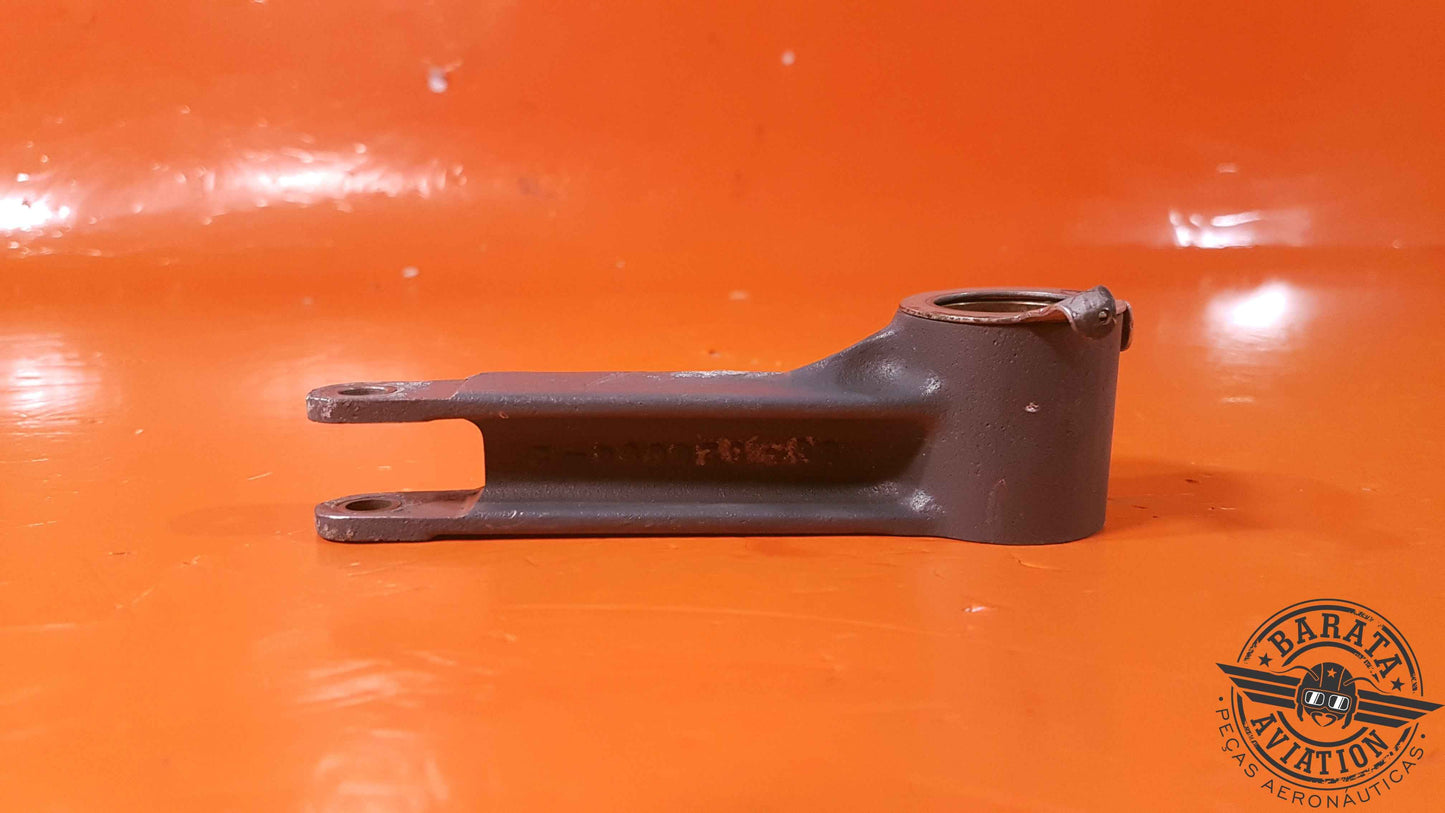 35-820094-2  Beechcraft Nose Gear Retract Rod Idler Link