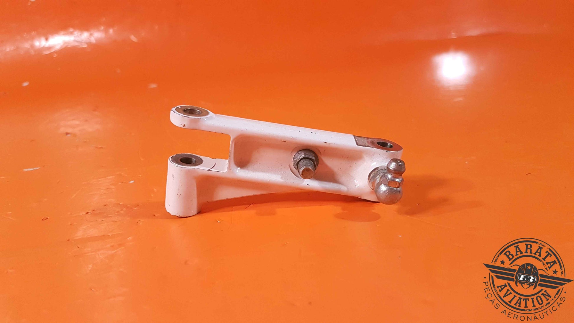 35-825173-2 Beech Nose Gear Link Steering