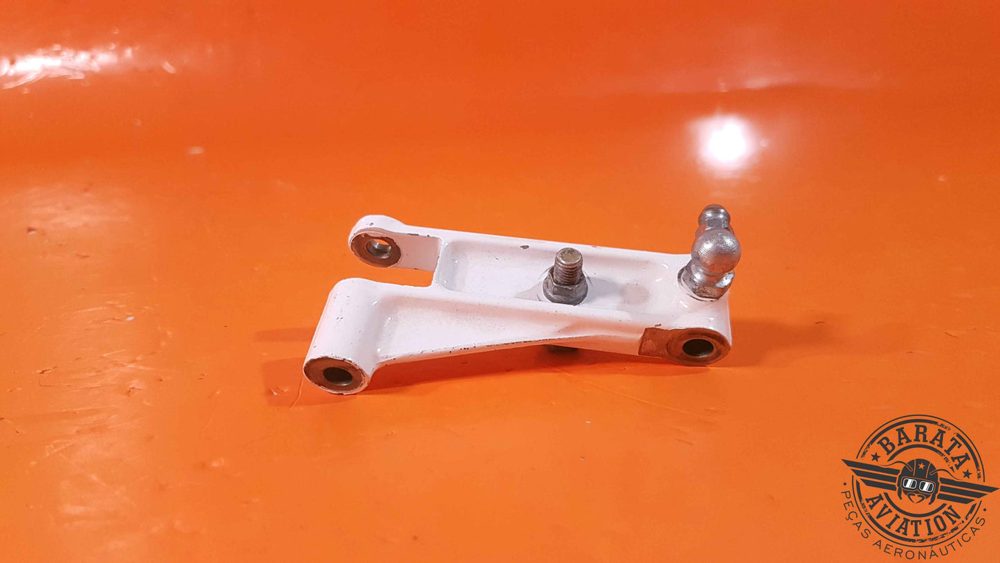 35-825173-2 Beech Nose Gear Link Steering