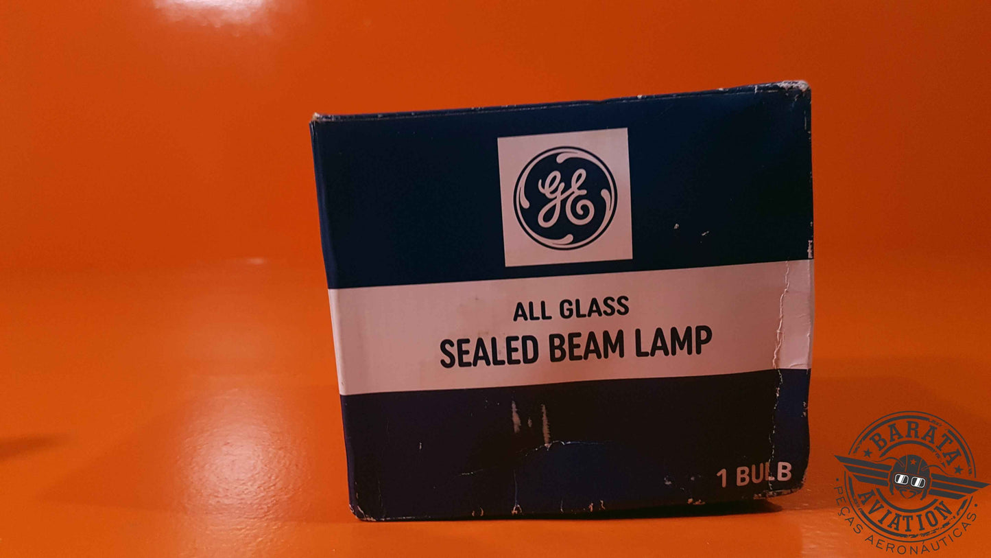 4580   G&E  All Glass Sealed Beam Lamp - Novo