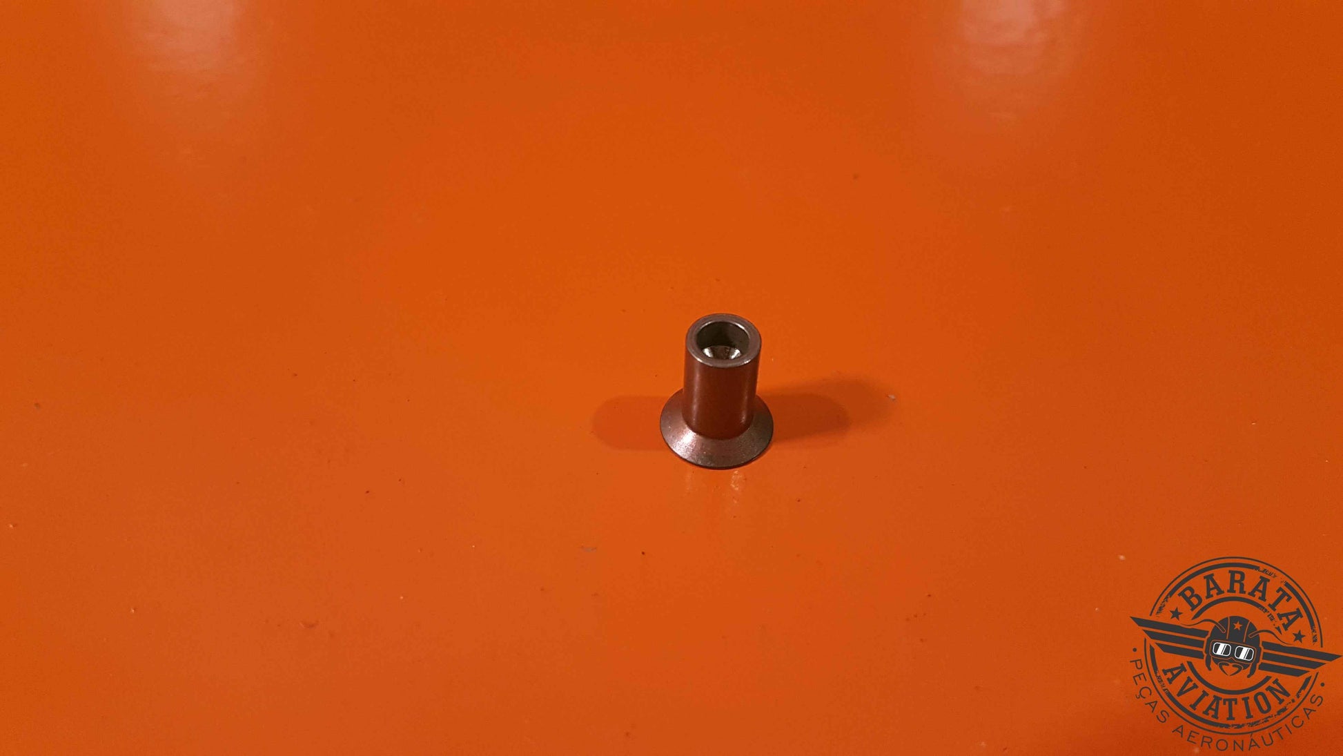 GYR8A18  Meggit Rivet - Novo
