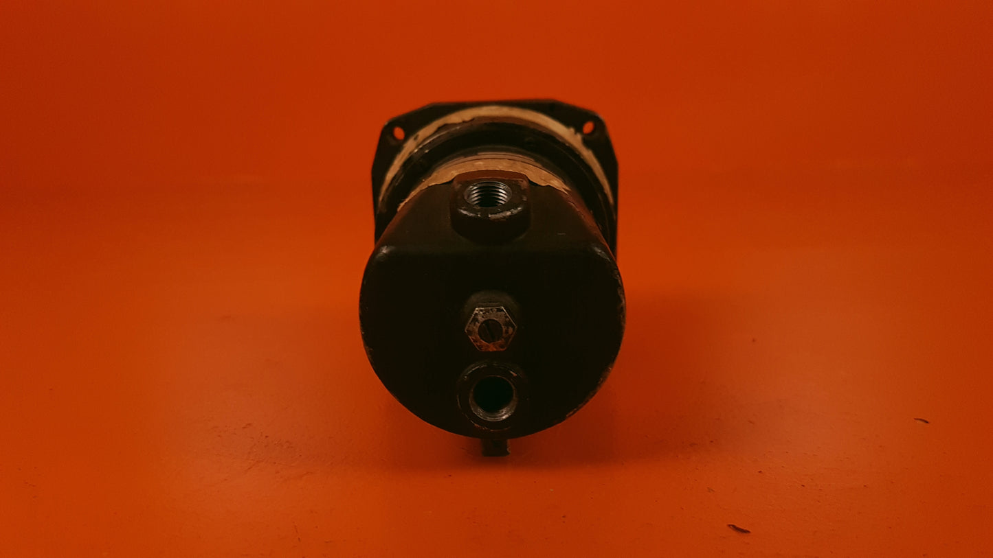 50-380023 Beechcraft Turn & Bank