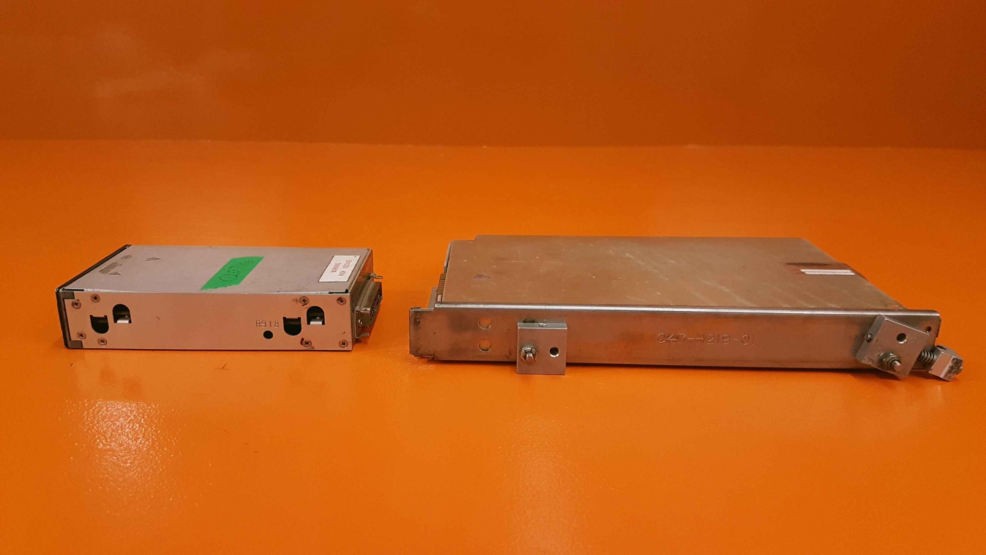 066-1070-01 Bendix King KN-63 DME Transceiver