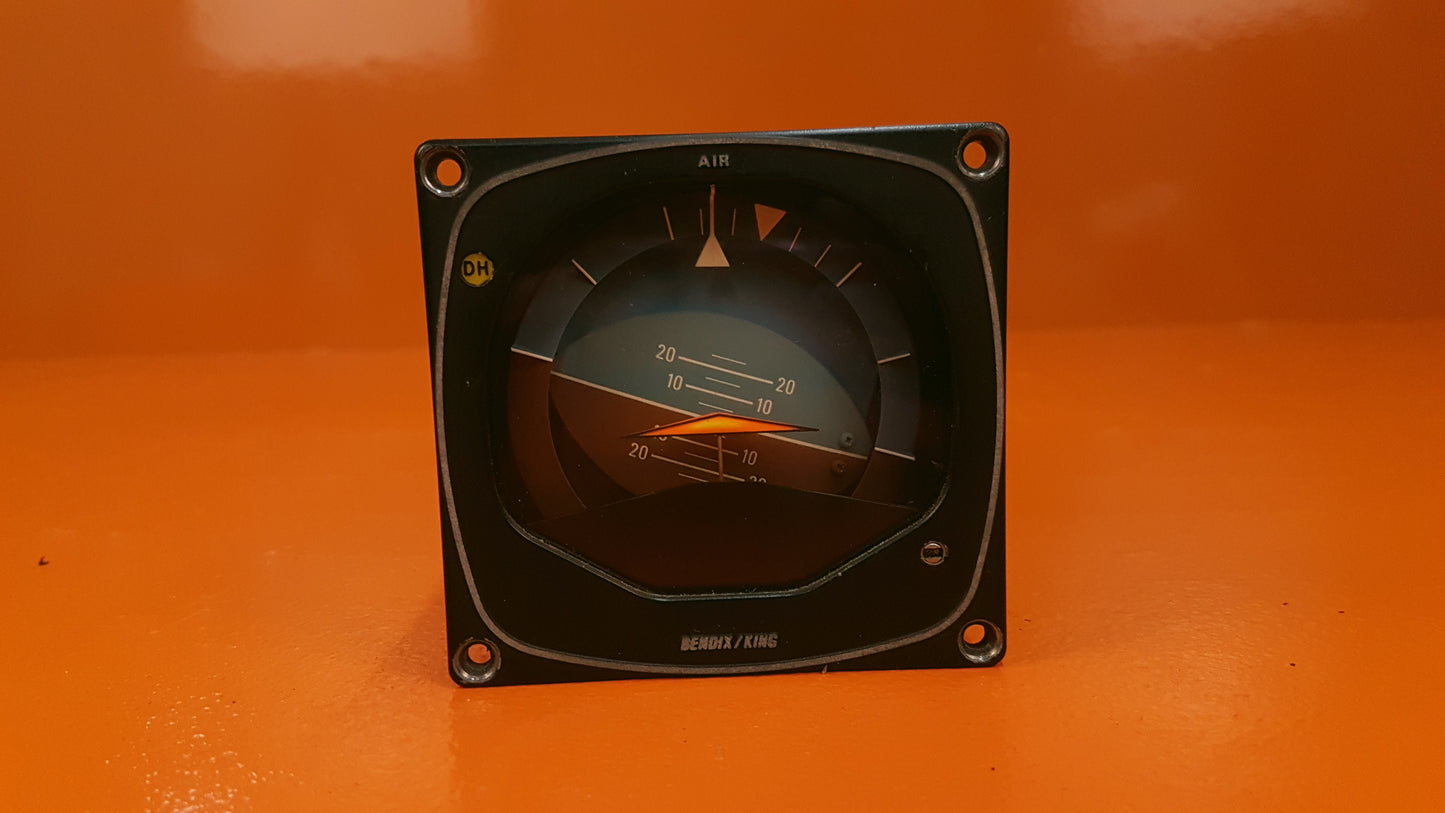 060-0017-00 Bendix/King KI256 Flight Command Indicator