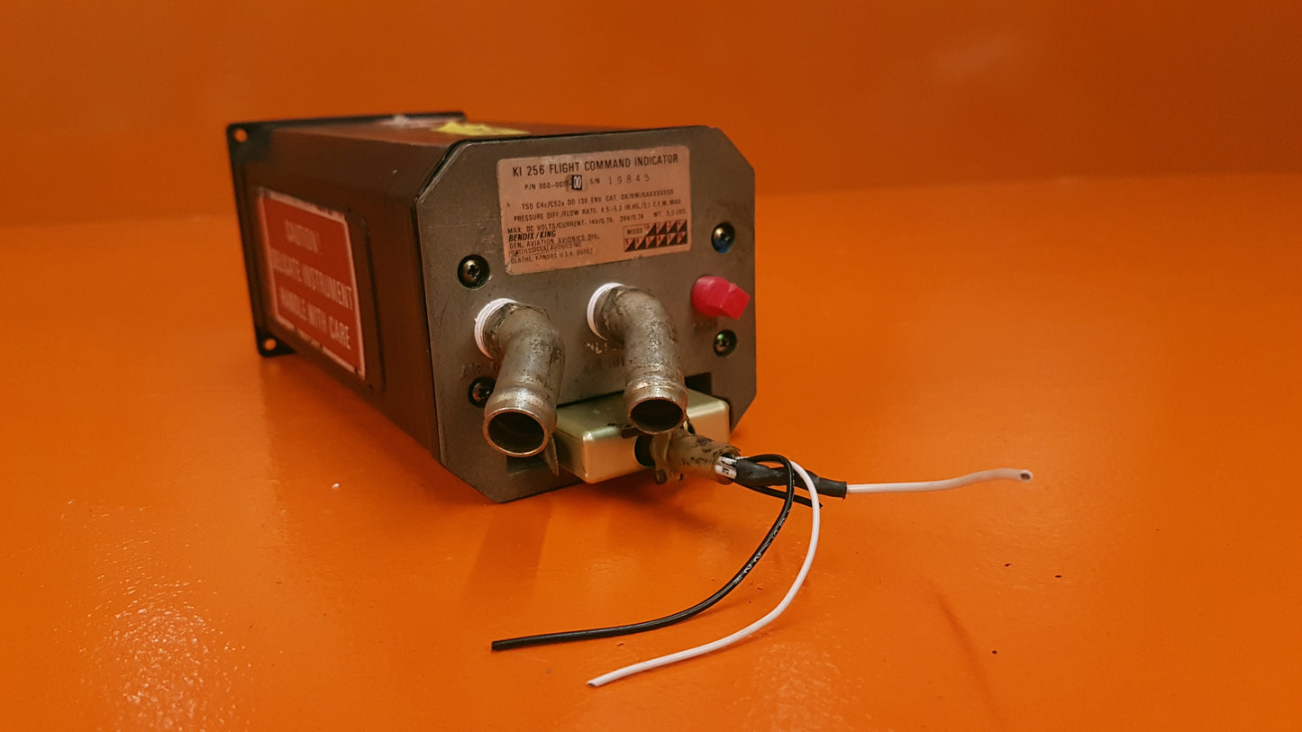 060-0017-00 Bendix/King KI256 Flight Command Indicator