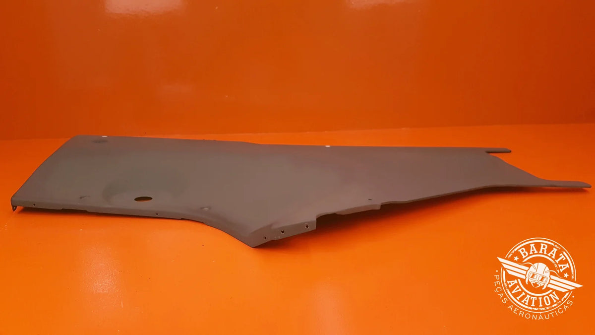 525.14.12.253 Center Console Panel - Left