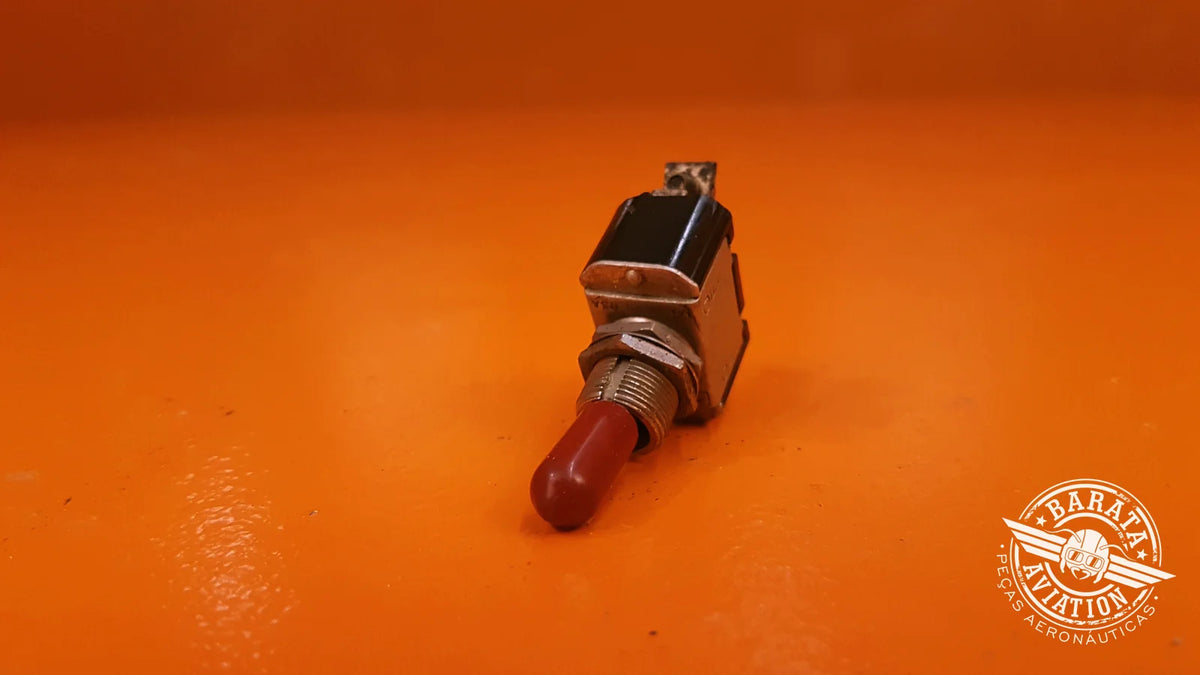 AN3021-2 Cutler Hammer Toggle Switch